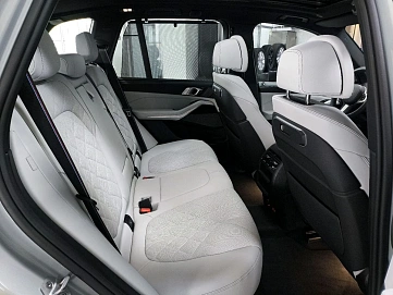 BMW X5, 2025г, полный привод, автомат