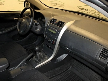 Toyota Corolla, 2008г, передний привод, механика