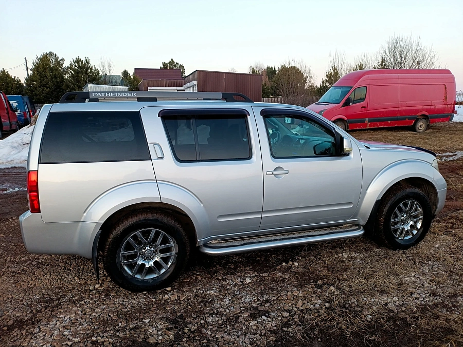 Nissan Pathfinder, 2007г., полный привод, автомат