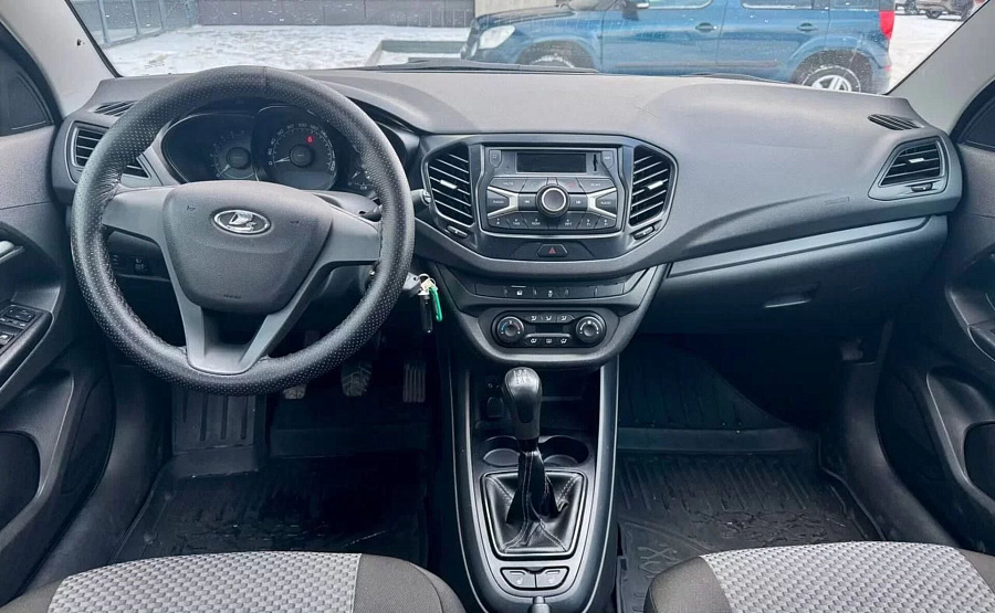 Lada (ВАЗ) Vesta, 2016г., передний привод, механика