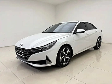 Hyundai Elantra, 2022г, передний привод, вариатор