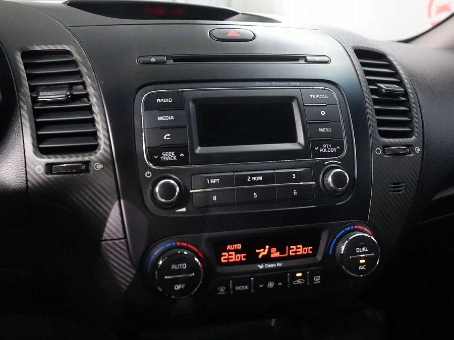 Kia Cerato, 2013г., передний привод, автомат
