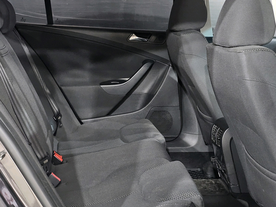 Volkswagen Passat, 2007г., полный привод, механика