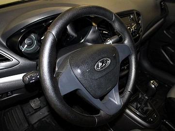 Lada (ВАЗ) Vesta, 2017г, передний привод, механика