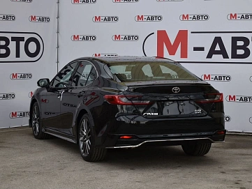 Toyota Camry, 2026г., передний привод, вариатор