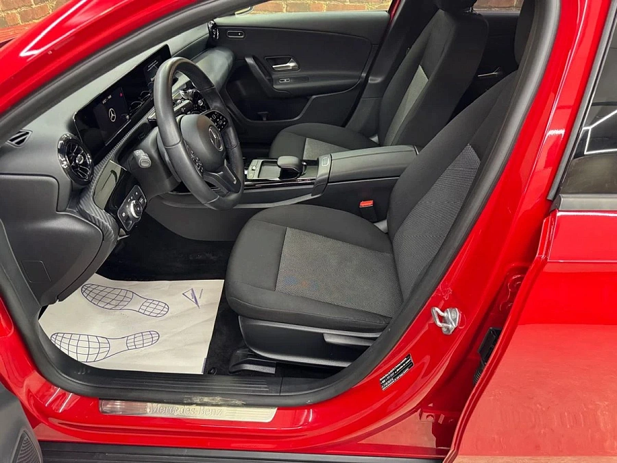 Mercedes-Benz A-Класс, 2019г., передний привод, робот