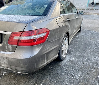 Mercedes-Benz E-Класс, 2010г, полный привод, автомат