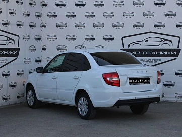 Lada (ВАЗ) Granta, 2022г, передний привод, механика