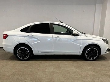 Lada (ВАЗ) Vesta, 2018г, передний привод, механика