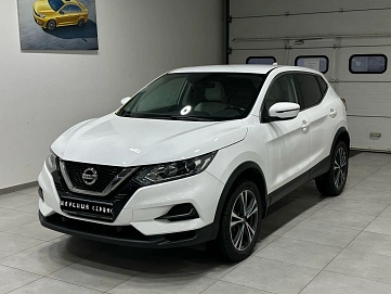 Nissan Qashqai, 2021г, передний привод, вариатор