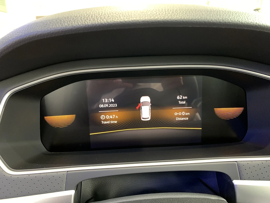 Volkswagen Lavida, 2023г., передний привод, робот