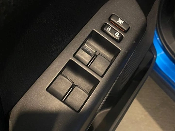 Toyota RAV4, 2016г, передний привод, автомат