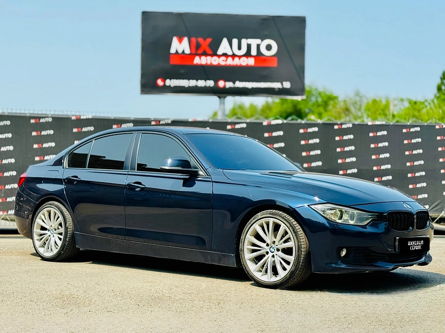 BMW 3 серии, 2014г., задний привод, автомат