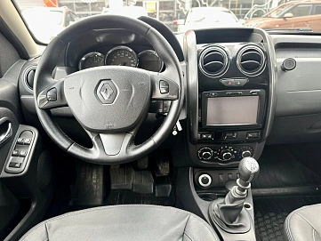Renault Duster, 2018г, передний привод, механика