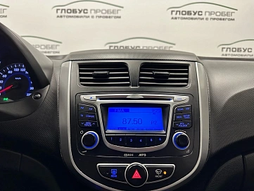 Hyundai Solaris, 2012г, передний привод, механика