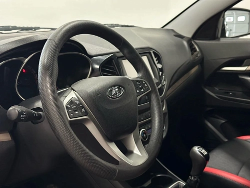 Lada (ВАЗ) Vesta, 2019г, передний привод, механика