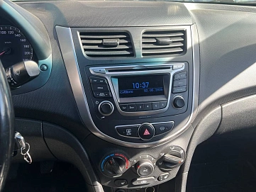Hyundai Solaris, 2014г., передний привод, механика
