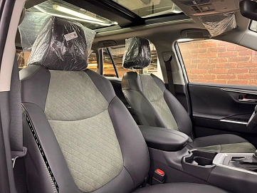 Toyota RAV4, 2025г, полный привод, вариатор
