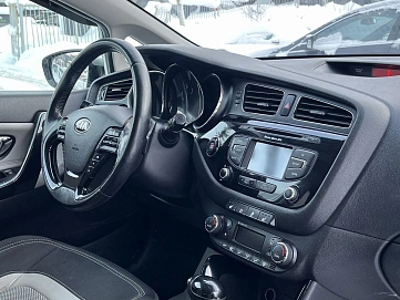 Kia Ceed, 2012г, передний привод, автомат