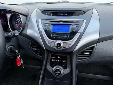 Hyundai Elantra, 2013г, передний привод, автомат