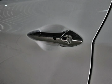 Hyundai Avante, 2011г, передний привод, автомат