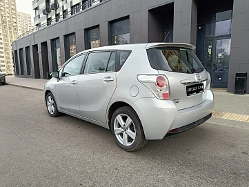 Toyota Verso, 2014г, передний привод, вариатор