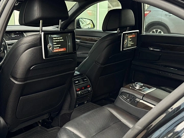 BMW 7 серии, 2014г., полный привод, автомат