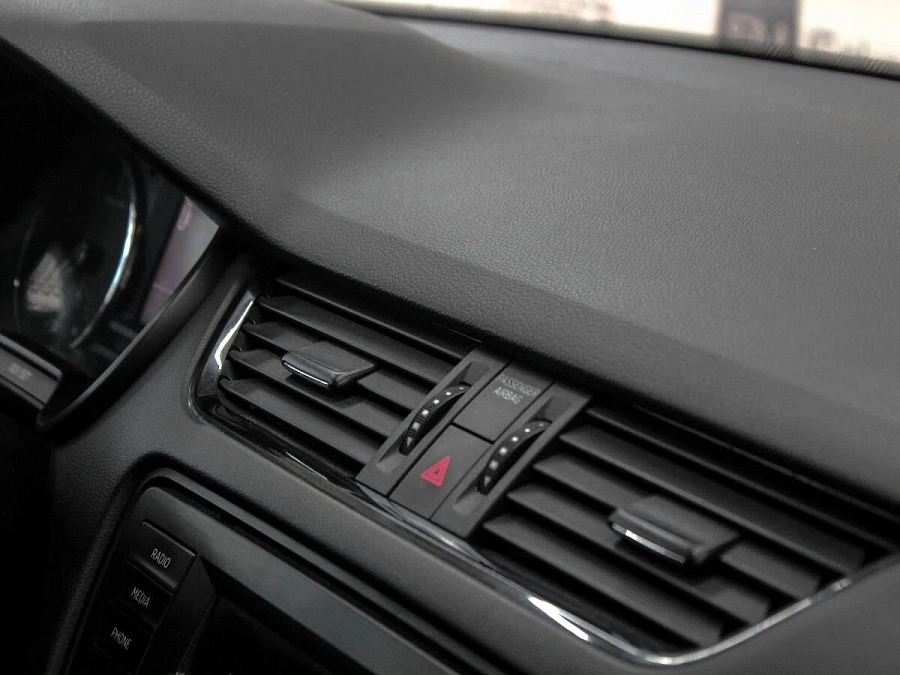 Skoda Octavia, 2013г., передний привод, механика