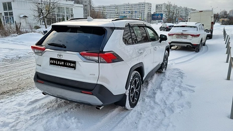 Toyota RAV4, 2021г, полный привод, вариатор