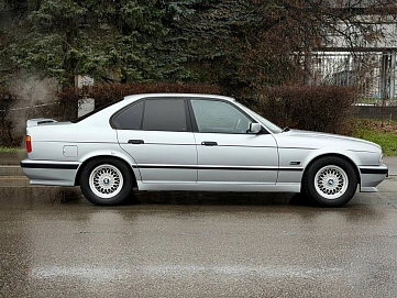 BMW 5 серии, 1995г, задний привод, автомат