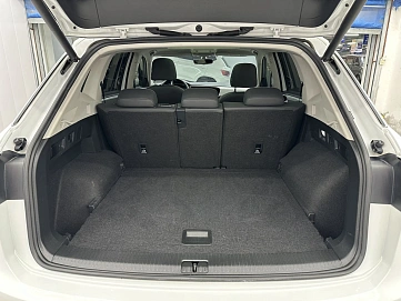 Volkswagen Tayron, 2022г, передний привод, робот