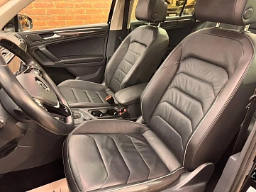 Volkswagen Tiguan, 2018г, полный привод, робот