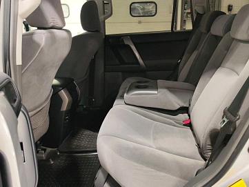 Toyota Land Cruiser Prado, 2013г, полный привод, автомат