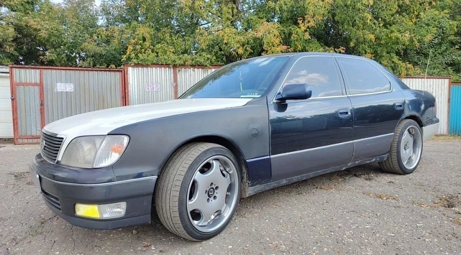 Lexus LS, 1994г., задний привод, автомат