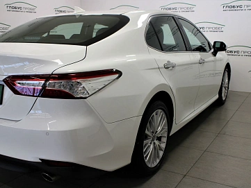 Toyota Camry, 2019г, передний привод, автомат