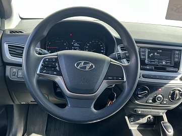 Hyundai Solaris, 2021г, передний привод, автомат