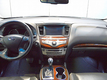 Infiniti QX60, 2019г, полный привод, вариатор