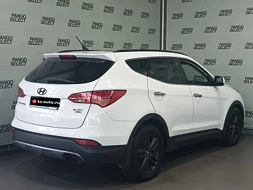 Hyundai Santa Fe, 2013г., передний привод, автомат