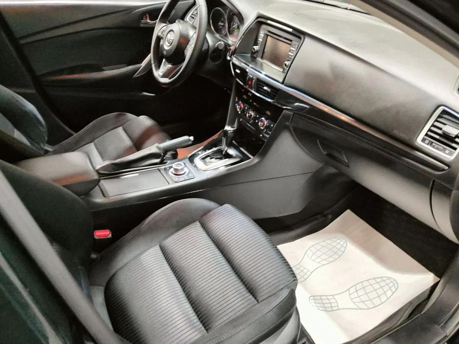 Mazda , 2013г., передний привод, автомат