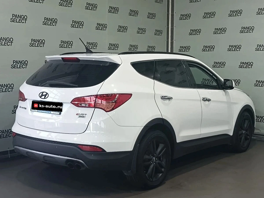 Hyundai Santa Fe, 2013г., передний привод, автомат