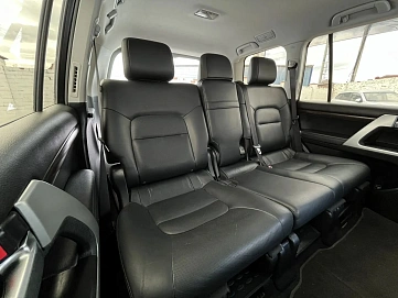 Toyota Land Cruiser, 2016г, полный привод, автомат