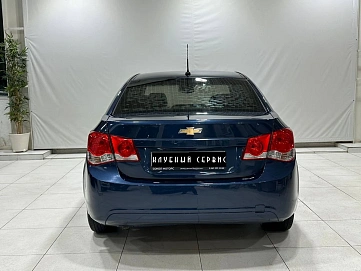 Chevrolet Cruze, 2010г, передний привод, механика