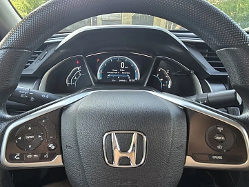 Honda Civic, 2016г, передний привод, вариатор