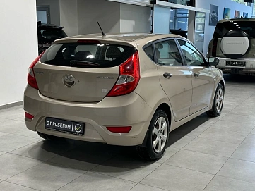 Hyundai Solaris, 2013г, передний привод, механика