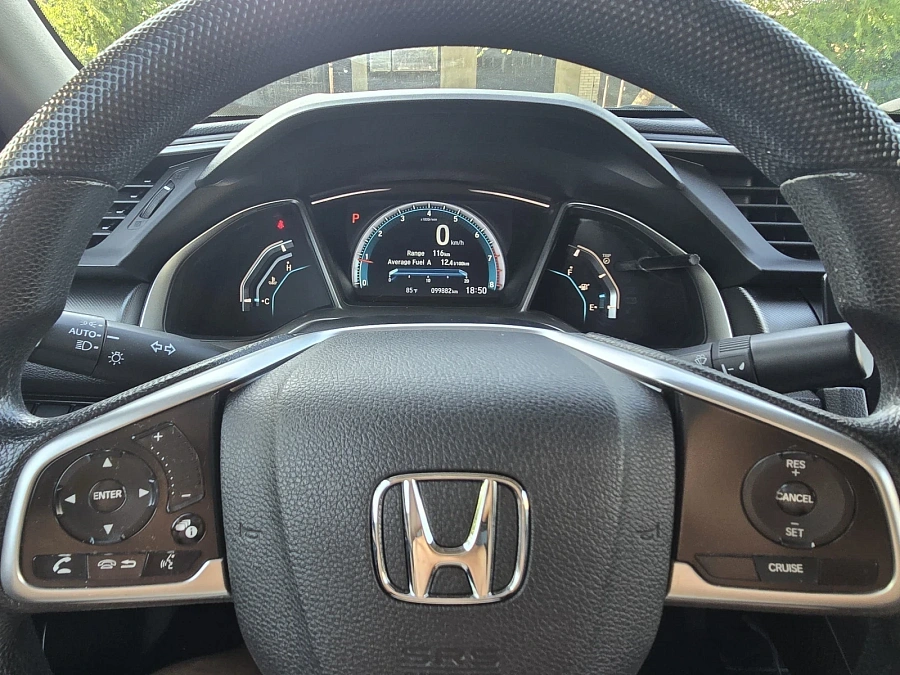 Honda Civic, 2016г., передний привод, вариатор