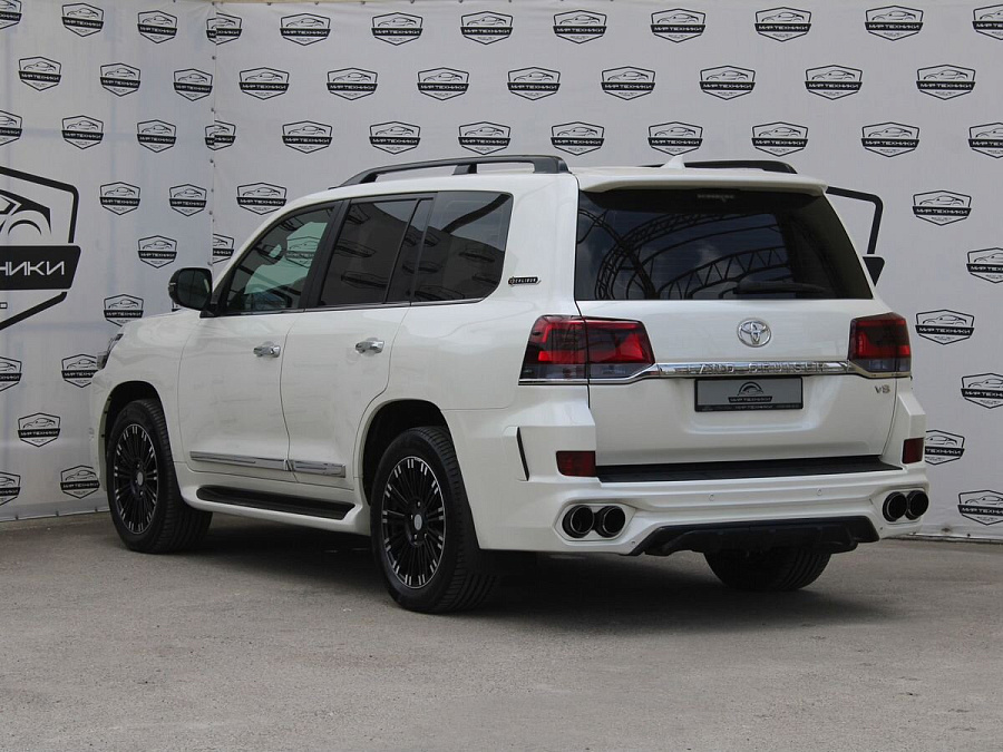 Toyota Land Cruiser, 2017г., полный привод, автомат