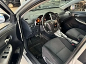 Toyota Corolla, 2011г., передний привод, автомат