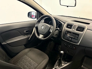 Renault Sandero, 2017г, передний привод, автомат
