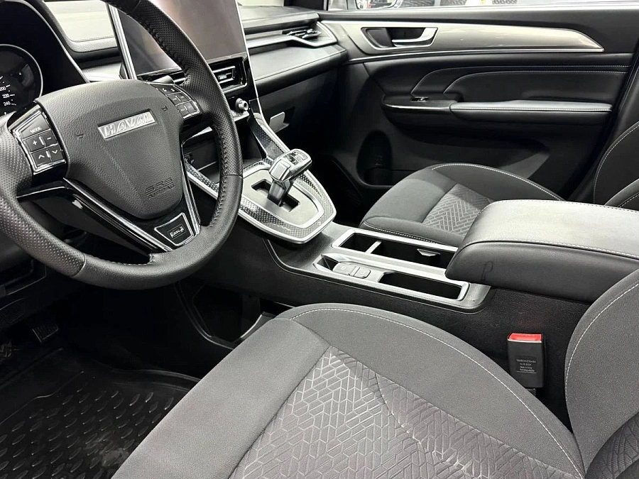 Haval M6, 2024г., передний привод, робот