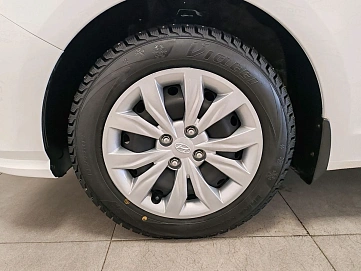 Hyundai Solaris, 2021г, передний привод, автомат